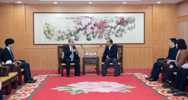 最专业的股票配资 郭文海尹念红会见中山籍著名企业家蔡冠深