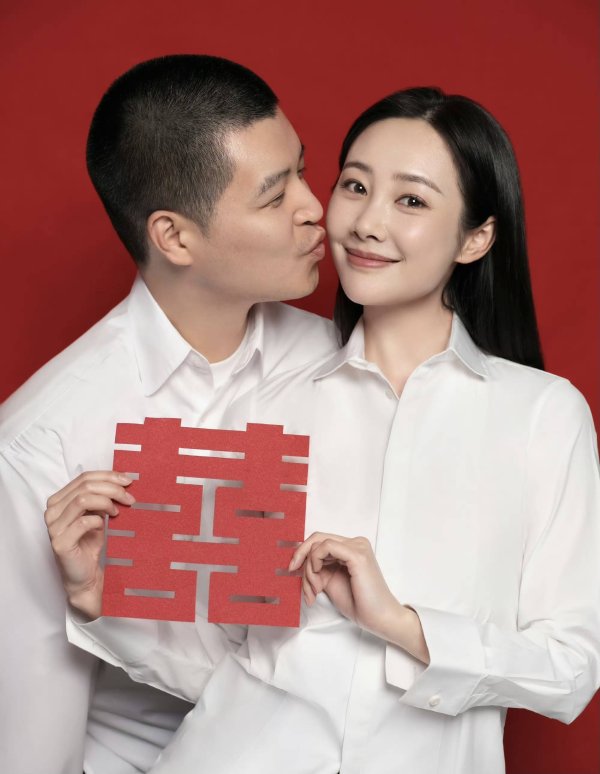 配资炒股网站就 马頔深夜道歉引热议 与李纯反传统婚姻模式曝光 不办婚礼不生娃却把日子过成诗